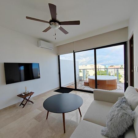 New & Equipped Apartment Steps From The Beach With Pool Jacuzzi By Yeah Playa del Carmen Bagian luar foto